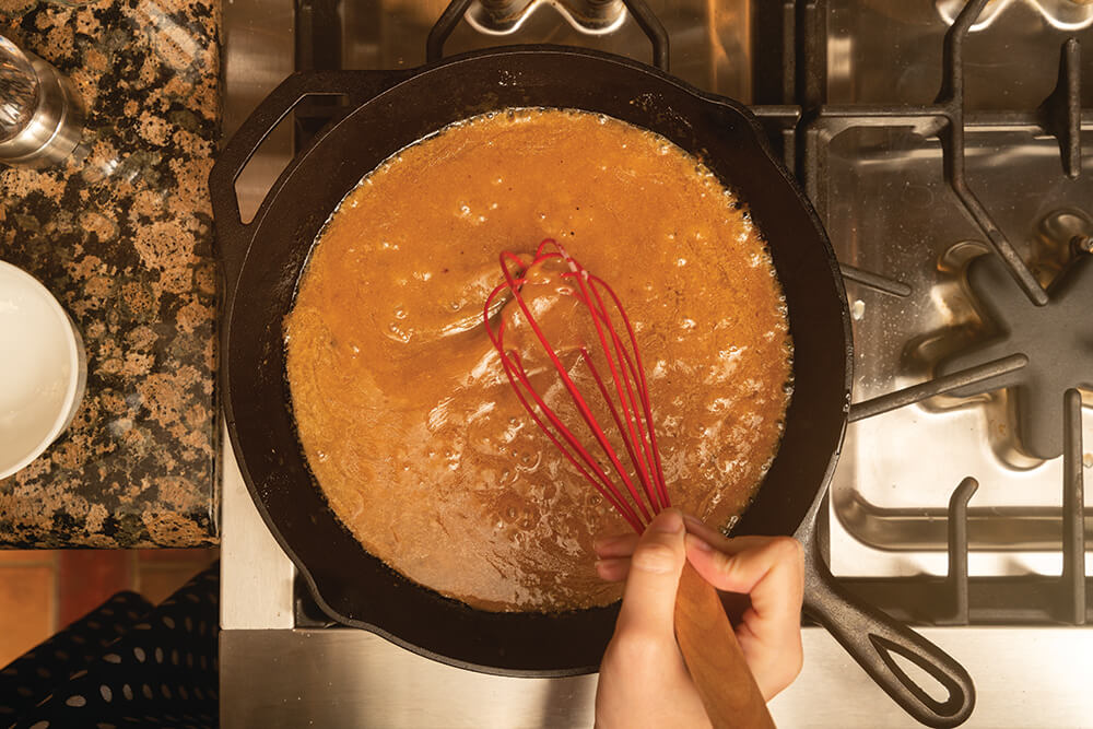 Making gravy for salisbury steak