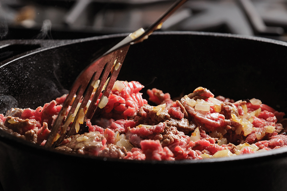 browning bison in pan