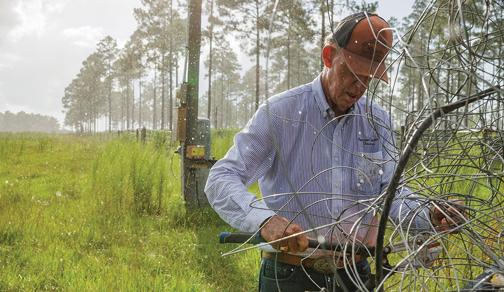 repairing poly wire fence