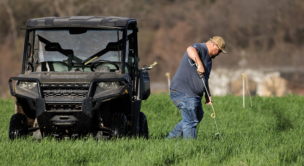 setting posts for a temporary fence